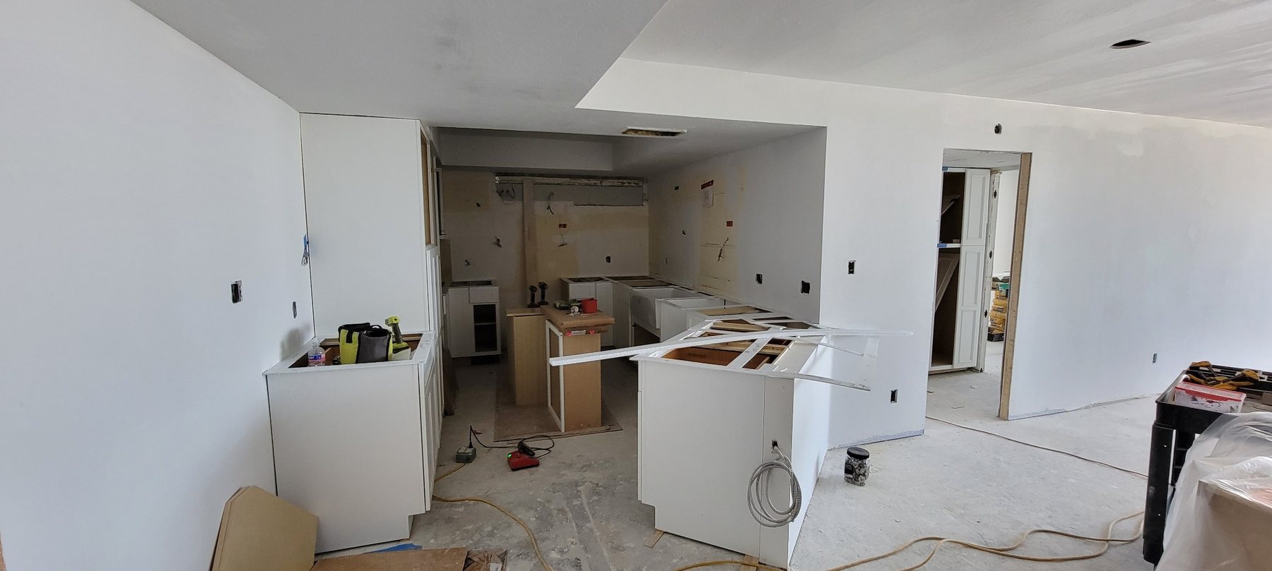 Kitchen cabinetry layout during installation